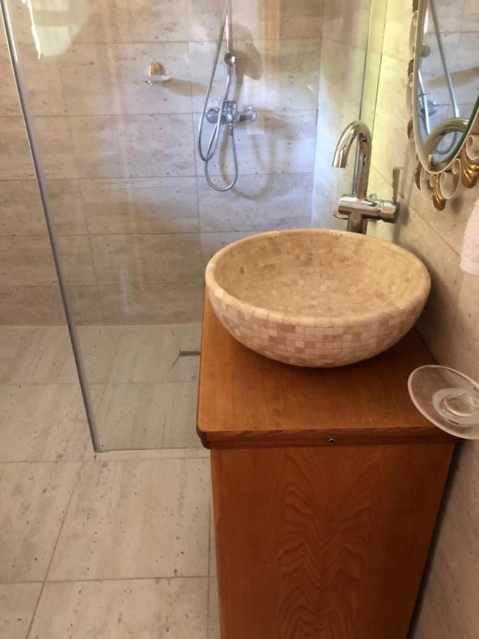 Cezara Apartment Mediaş Екстериор снимка